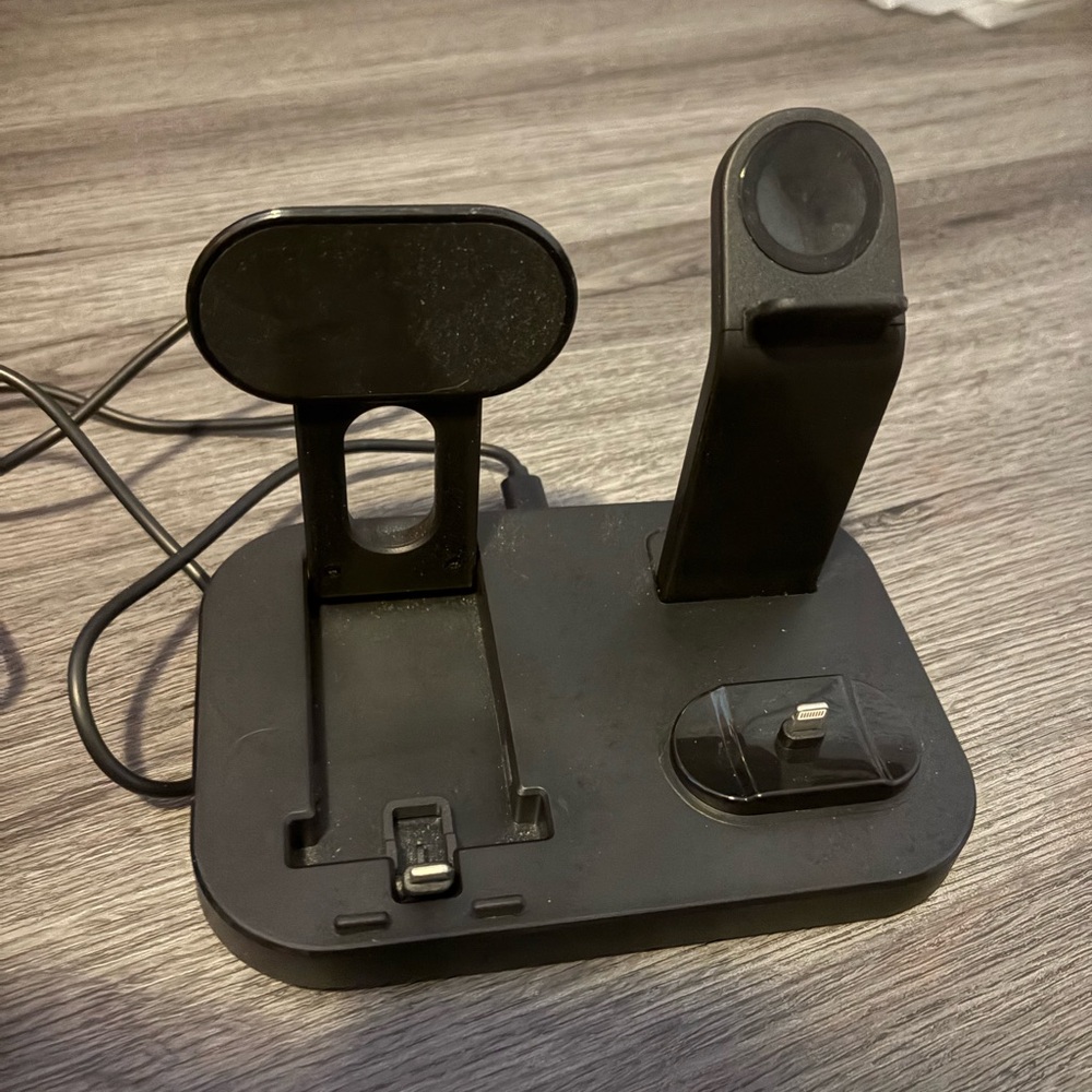 Black Apple -Device Charging Station - Picture 2 of 3
